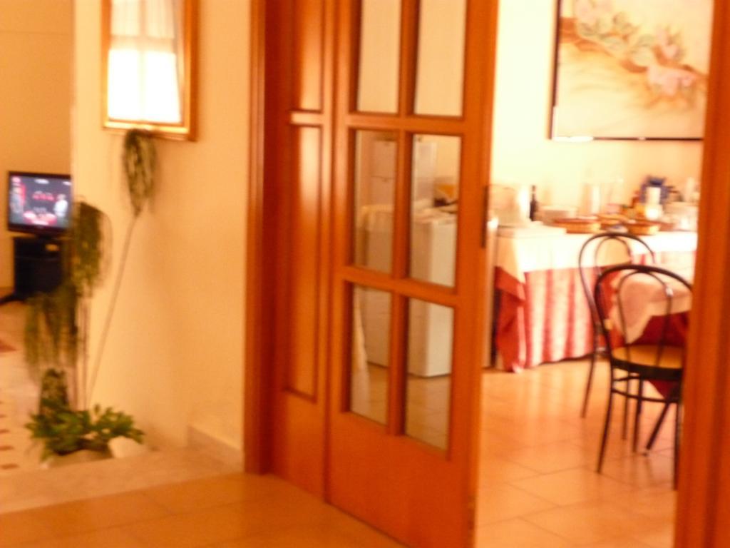Agathae Hotel & Residence Scoglitti Bagian luar foto