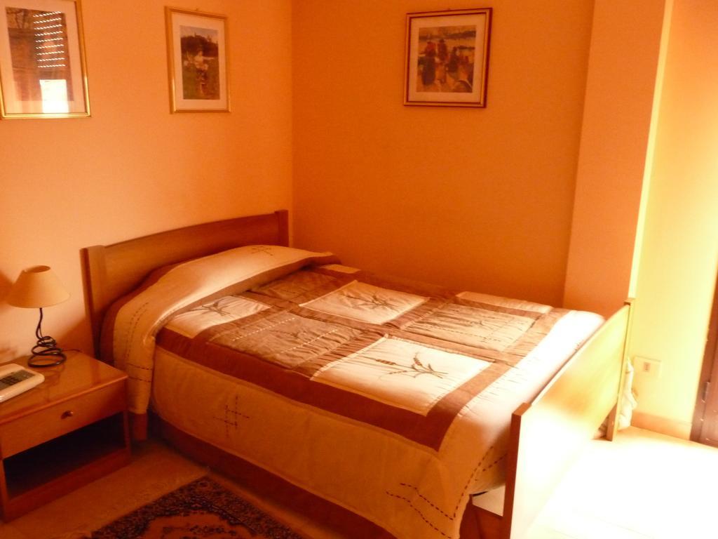 Agathae Hotel & Residence Scoglitti Bagian luar foto