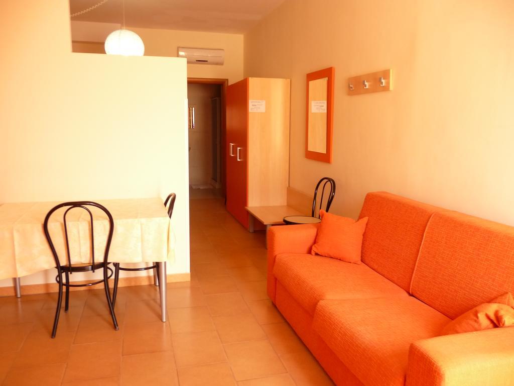 Agathae Hotel & Residence Scoglitti Bagian luar foto