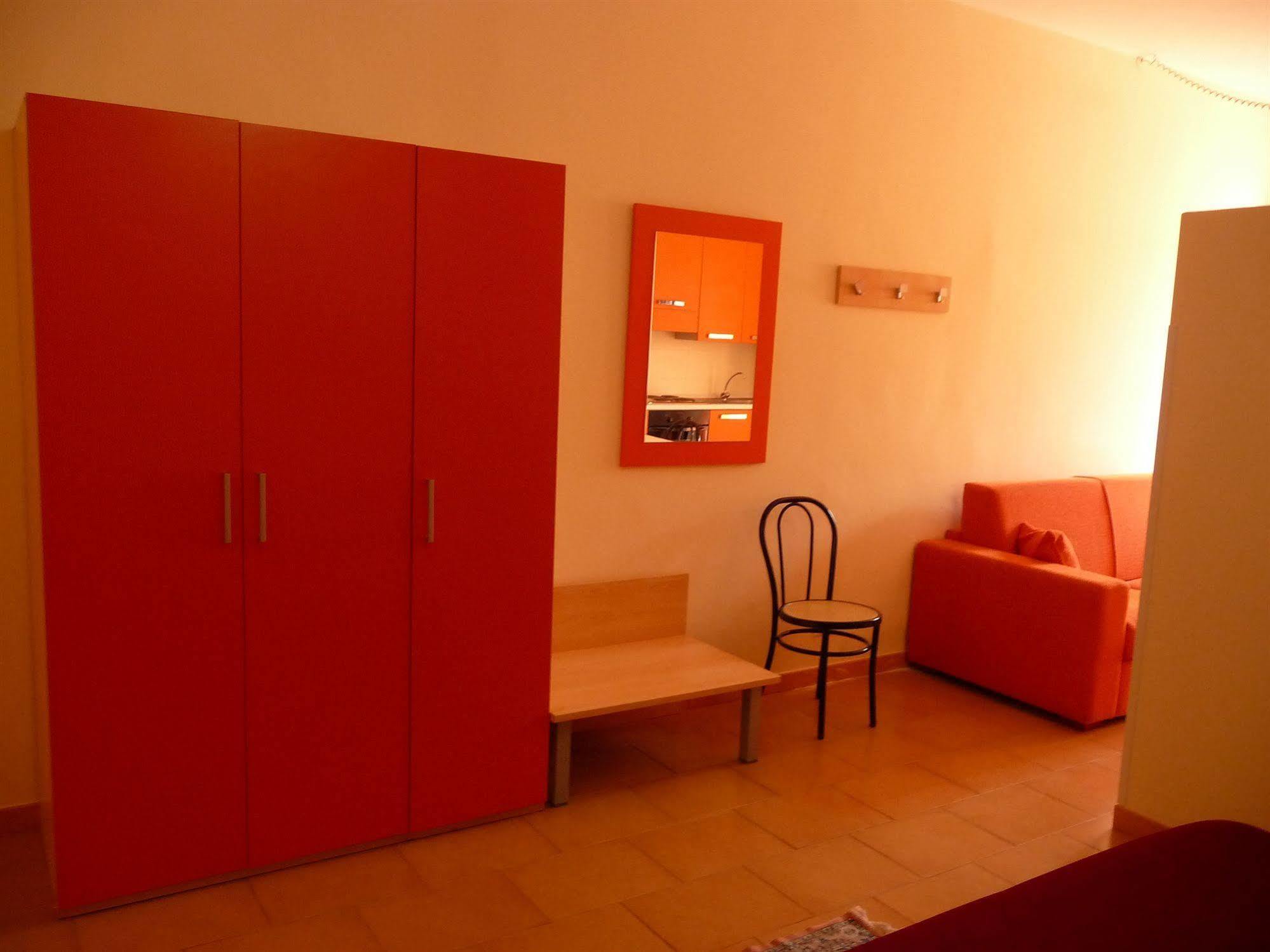 Agathae Hotel & Residence Scoglitti Bagian luar foto